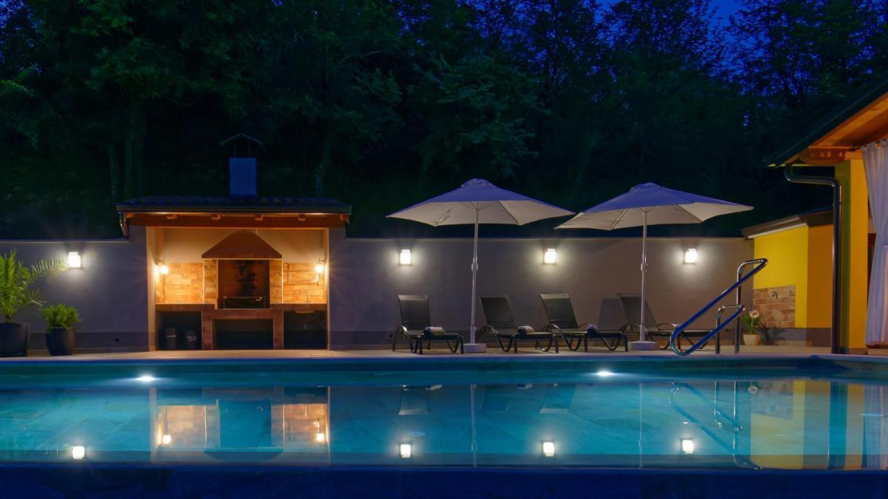 Casa Valla By Rent Istria Бузет Екстериор снимка