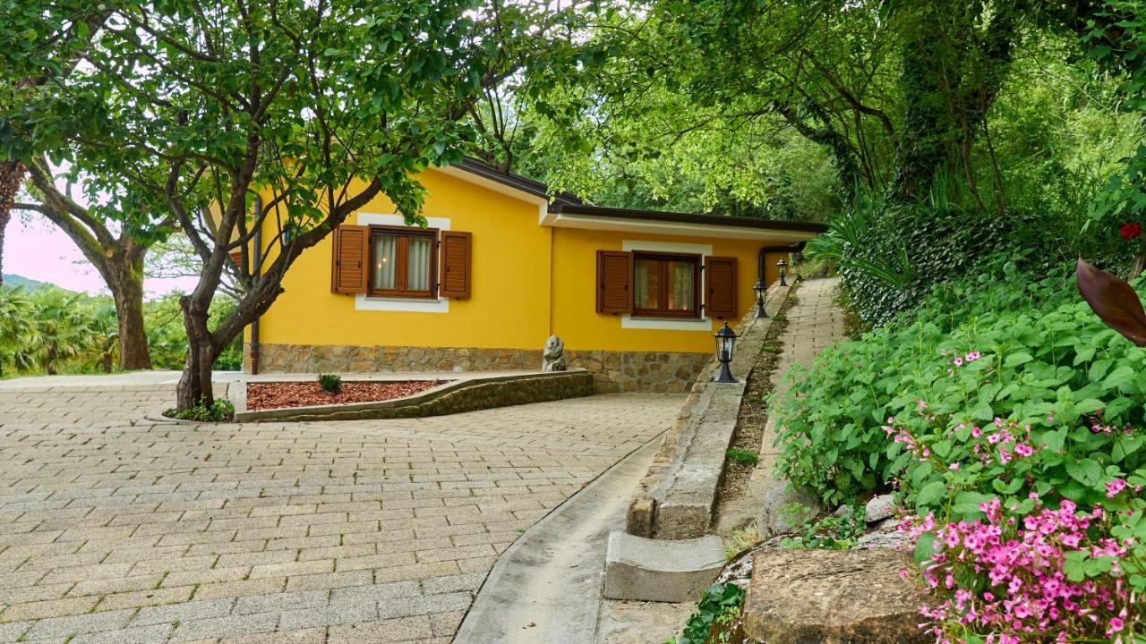 Casa Valla By Rent Istria Бузет Екстериор снимка